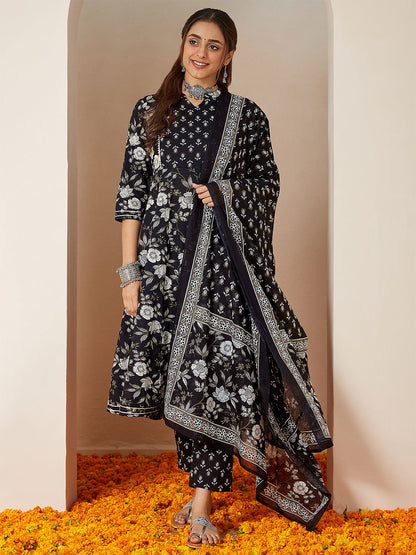 Janasya Women's Black Pure Cotton Floral Printed Anarkali Kurta Set
