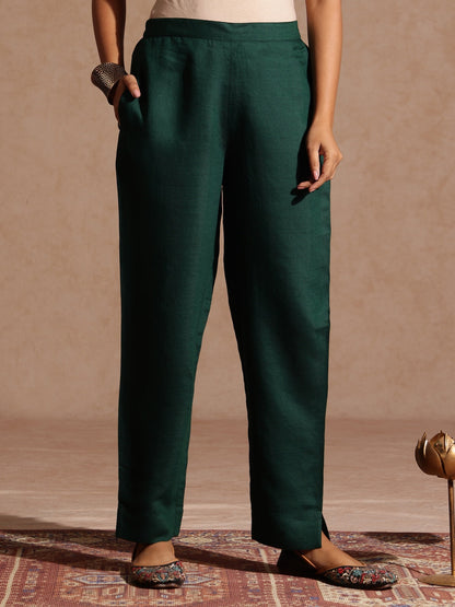 Janasya Women's Bottle Green Silk Blend Yoke Embroidered Straight Kurta Set