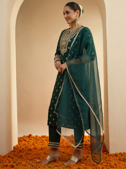 Janasya Women's Bottle Green Chanderi Silk Yoke Embroidered Foil Printed Straight Kurta Set
