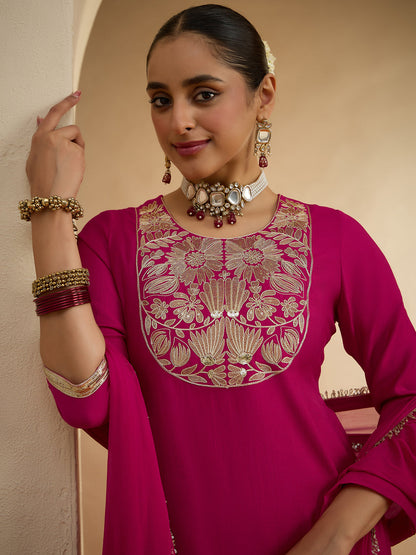 Janasya Women's Pink Silk Blend Floral Zari Yoke Embroidered Straight Kurta Set