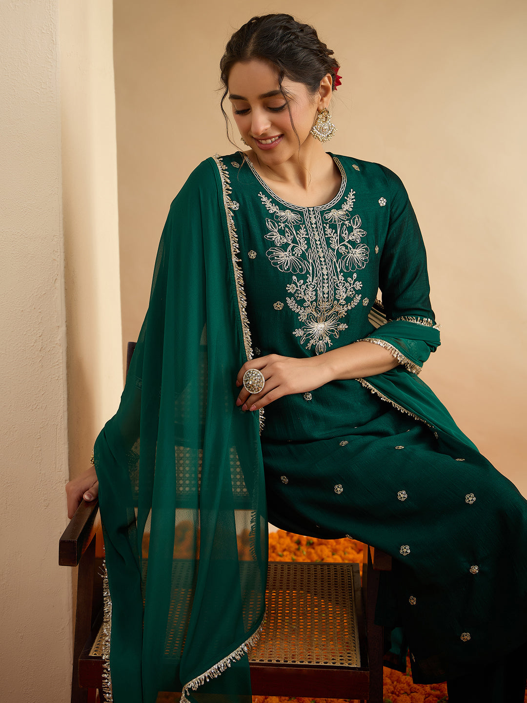 Janasya Women's Bottle Green Silk Blend Floral Zari Embroidered Straight Kurta Set
