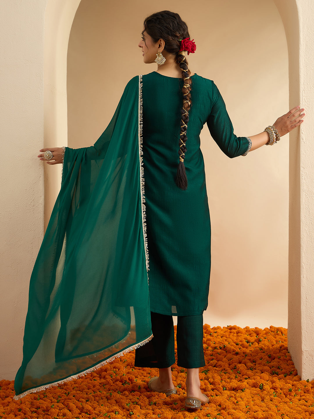 Janasya Women's Bottle Green Silk Blend Floral Zari Embroidered Straight Kurta Set