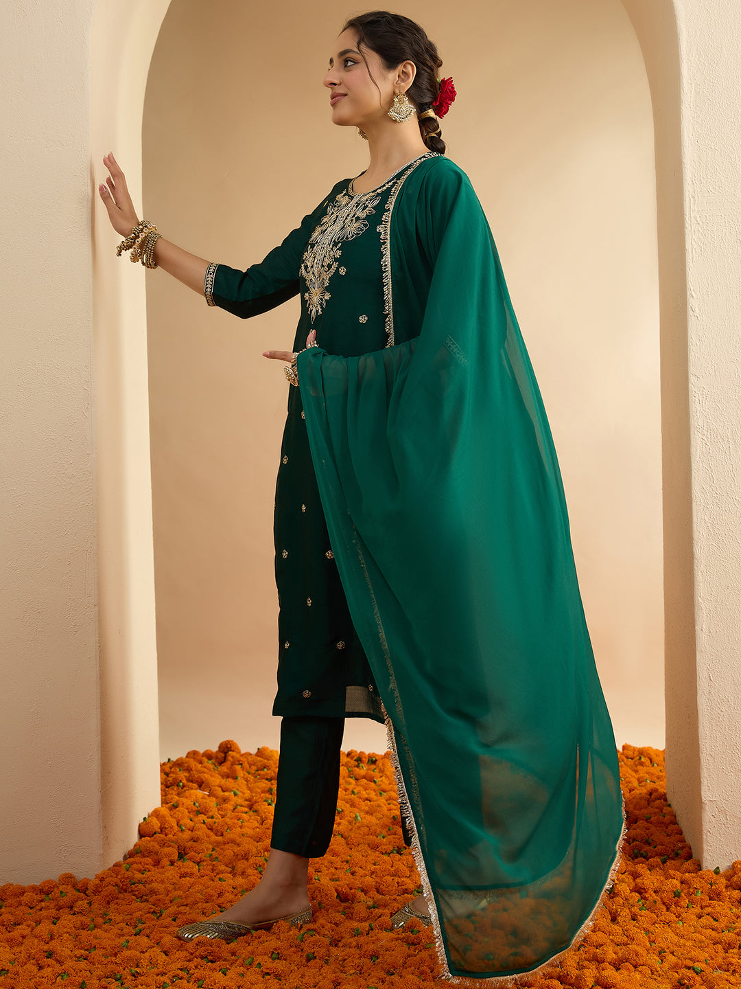 Janasya Women's Bottle Green Silk Blend Floral Zari Embroidered Straight Kurta Set