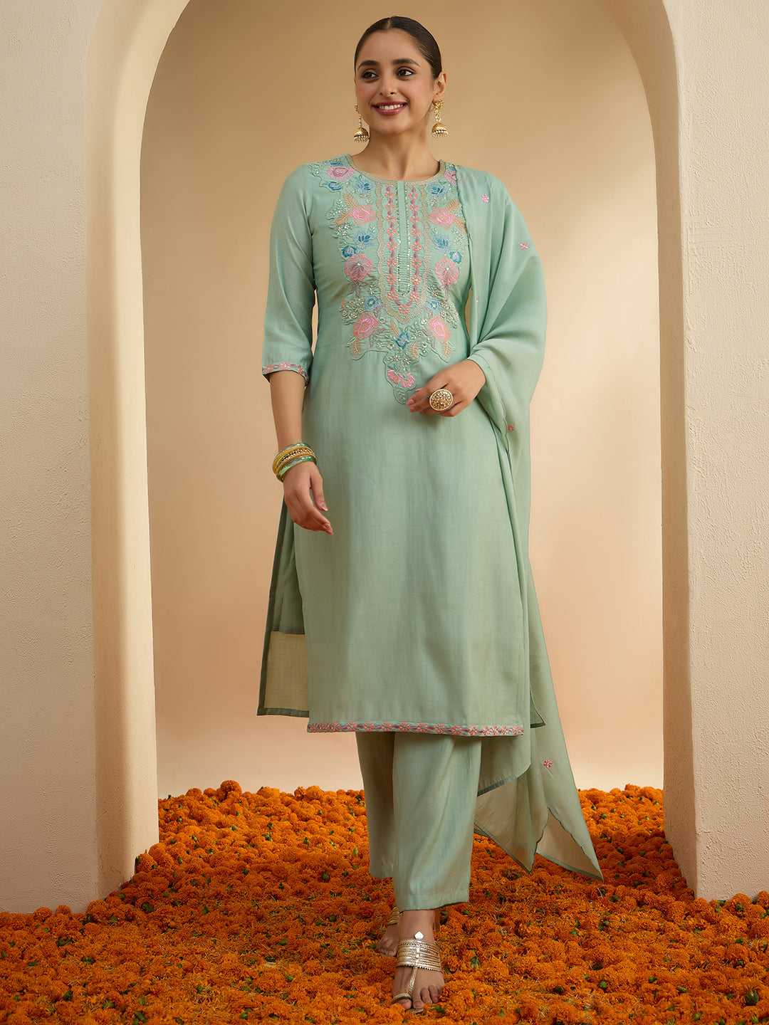 Janasya Women's Mint Green Chanderi Silk Yoke Embroidered Straight Kurta Set
