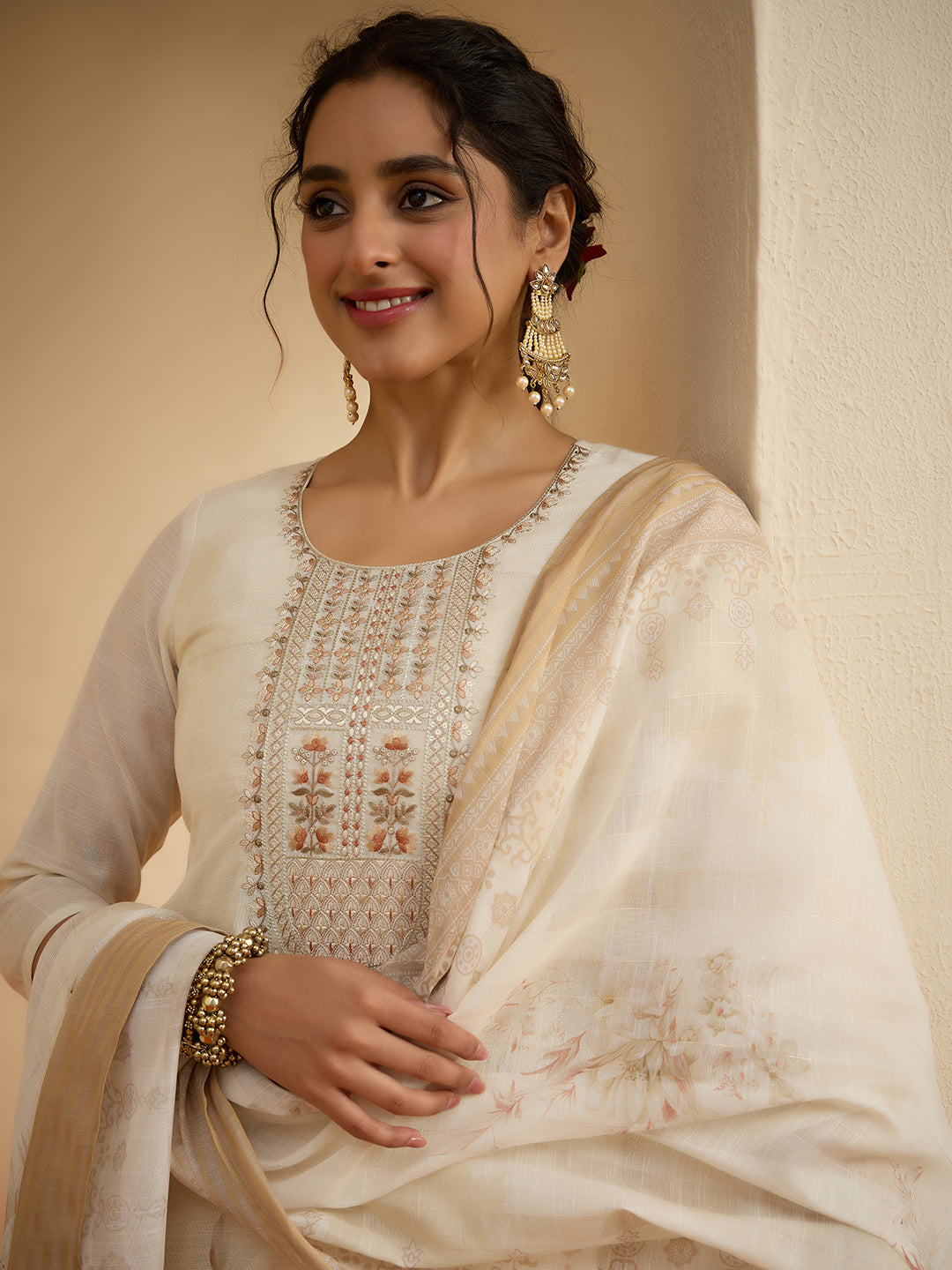 Janasya Women's Cream Linen Blend Floral Embroidered Straight Kurta Set with Printed Dupatta