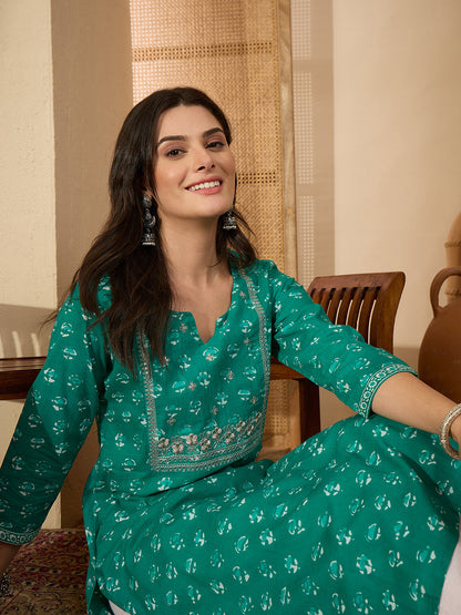 Janasya Women's Aqua Green Pure Cotton Yoke Embroidered Straight Kurta