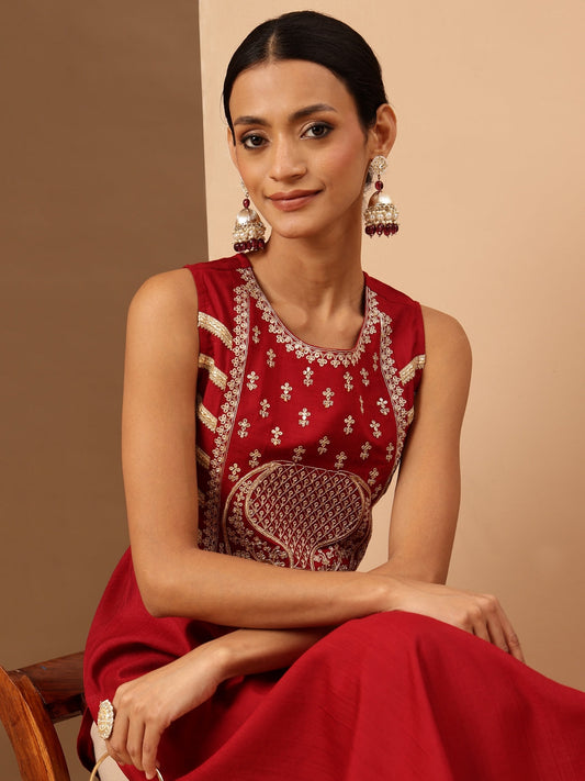 Janasya Women's Red Silk Blend Zari Embroidered Straight Kurta