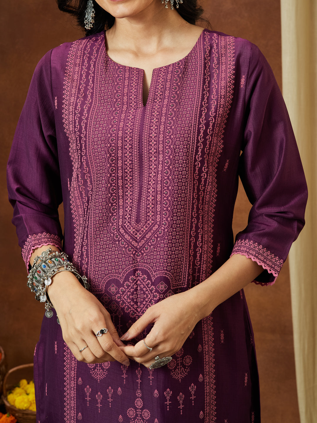 Janasya Women's Wine Silk Blend Ethnic Printed Straight Kurta