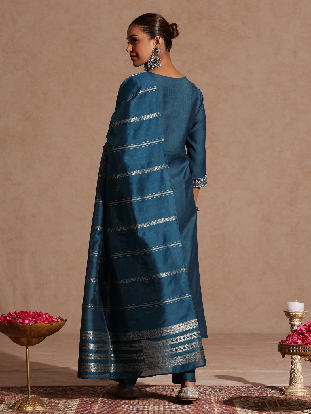 Janasya Women's Teal Blue Silk Blend Embellished Gold Foil Printed Straight Kurta Set