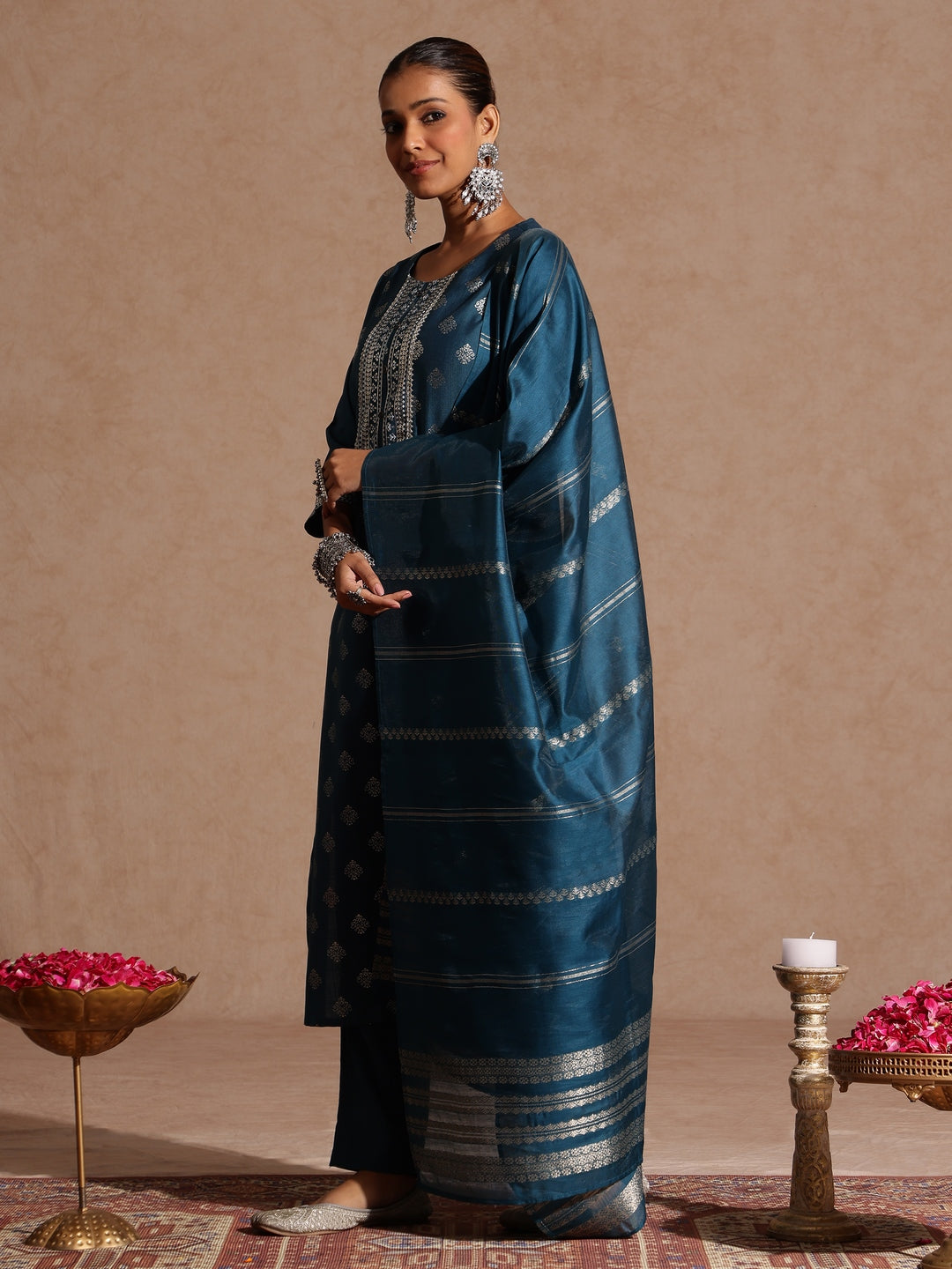 Janasya Women's Teal Blue Silk Blend Embellished Gold Foil Printed Straight Kurta Set