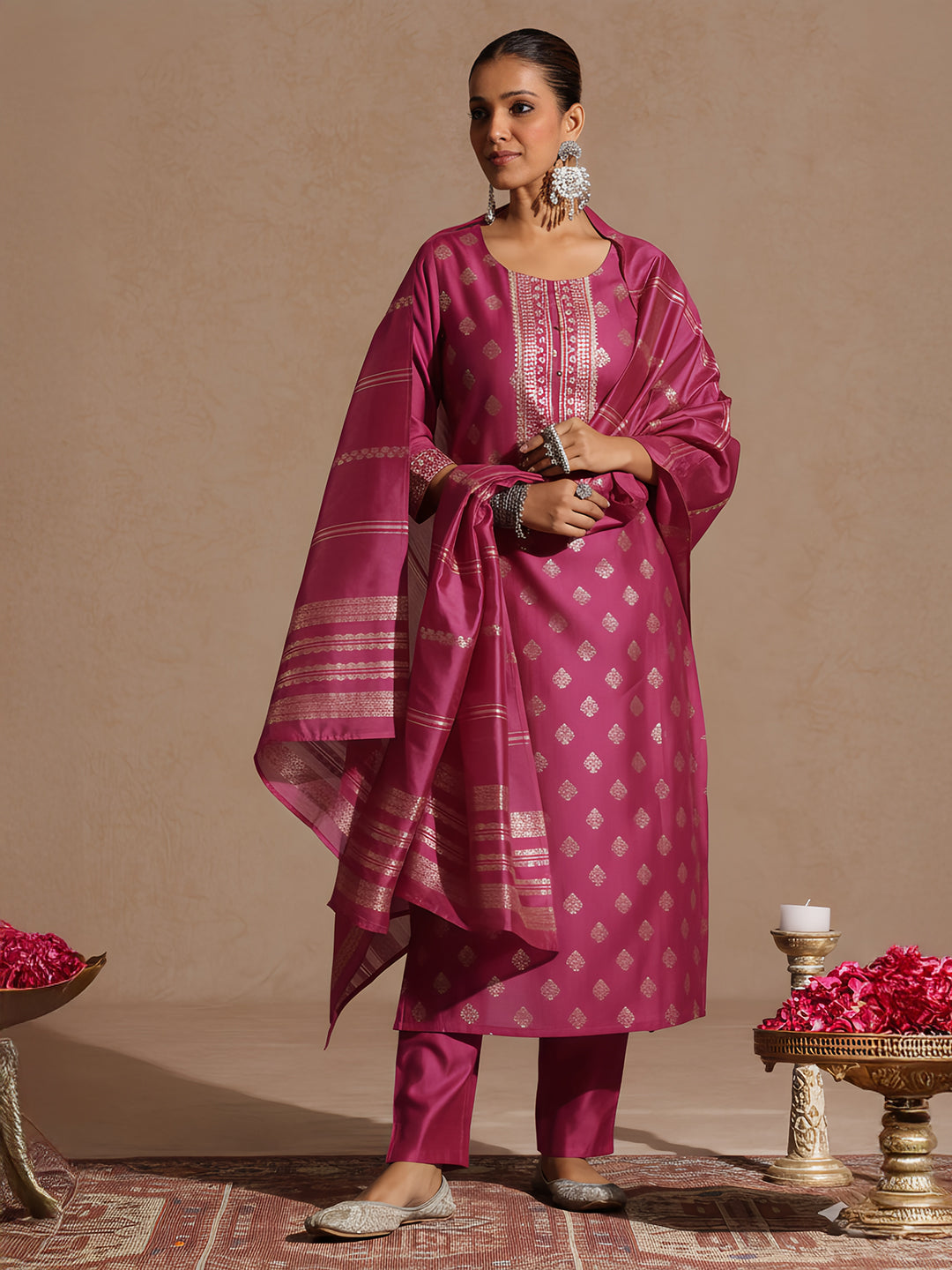 Janasya Women's Pink Silk Blend Embellished Foil Printed Straight Kurta Set