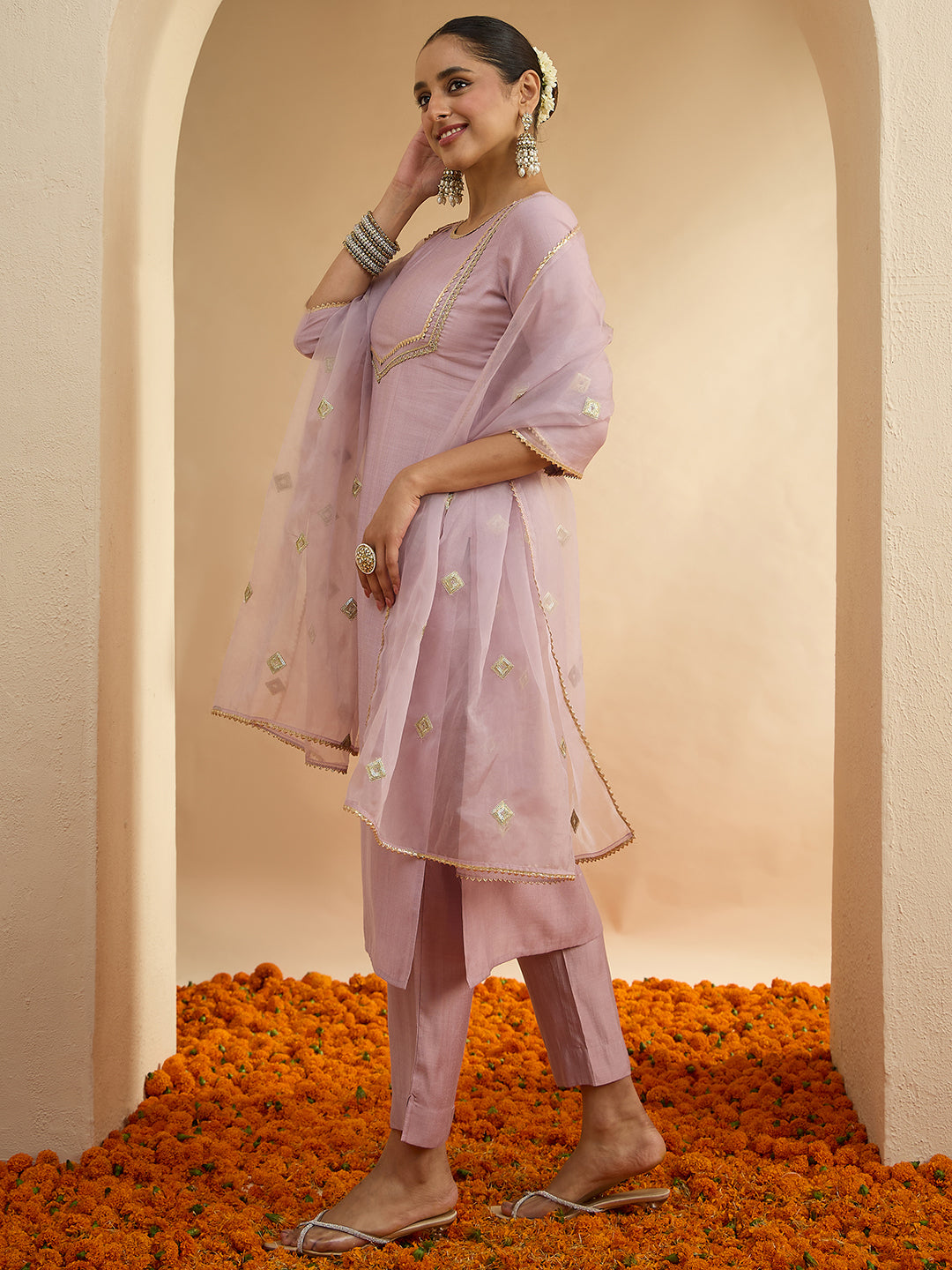 Janasya Women's Lavender Silk Blend Zari Yoke Design Straight Kurta Set