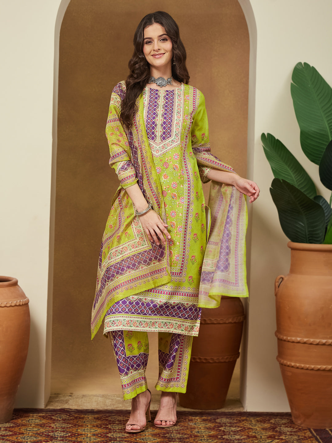 Janasya Women's Green Cotton Blend Floral Printed Pakistani Style Straight Kurta Set
