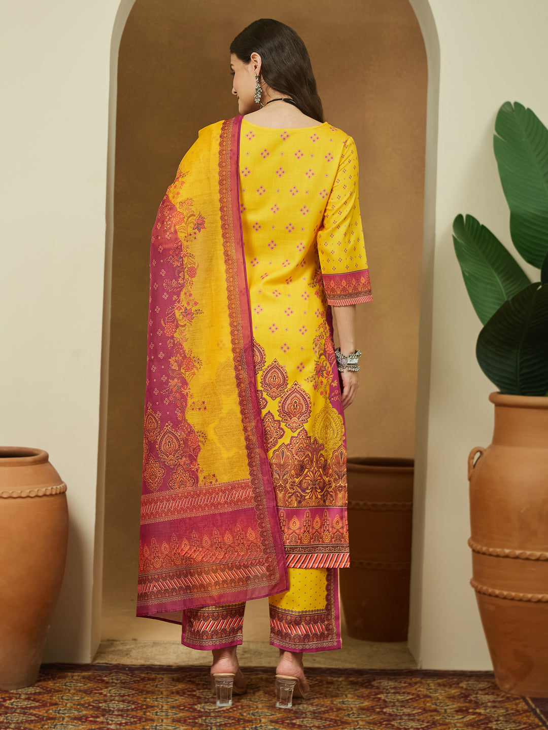 Janasya Women's Yellow Cotton Blend Floral Printed Straight Kurta Set