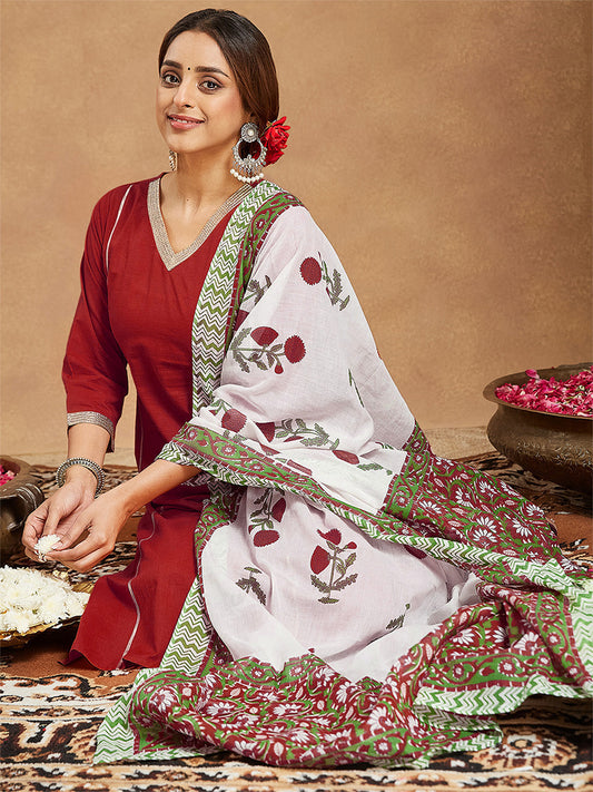 Janasya Women's Red Pure Cotton Embellished Straight Kurta Set