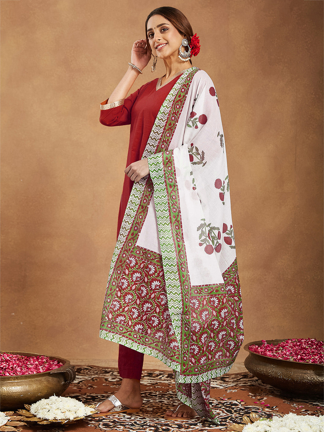 Janasya Women's Red Pure Cotton Embellished Straight Kurta Set