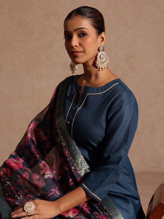 Janasya Women's Teal Blue Cotton Blend Yoke Design Straight Kurta Set With Printed Dupatta