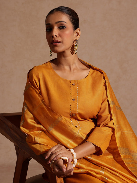 Janasya Women's Mustard Cotton Blend Yoke Design Straight Kurta Set