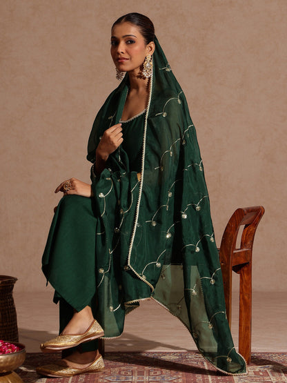 Janasya Women's Bottle Green Silk Blend Embellished Straight Kurta Set