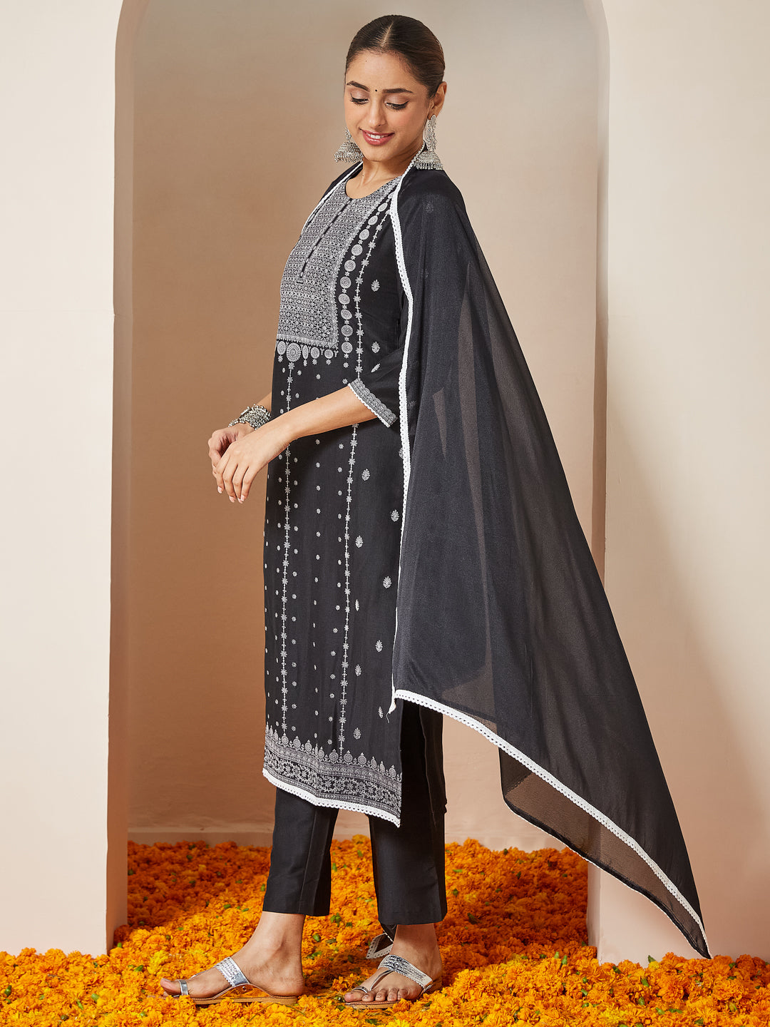 Janasya Women's Black Silk Blend Embellished Straight Kurta Set