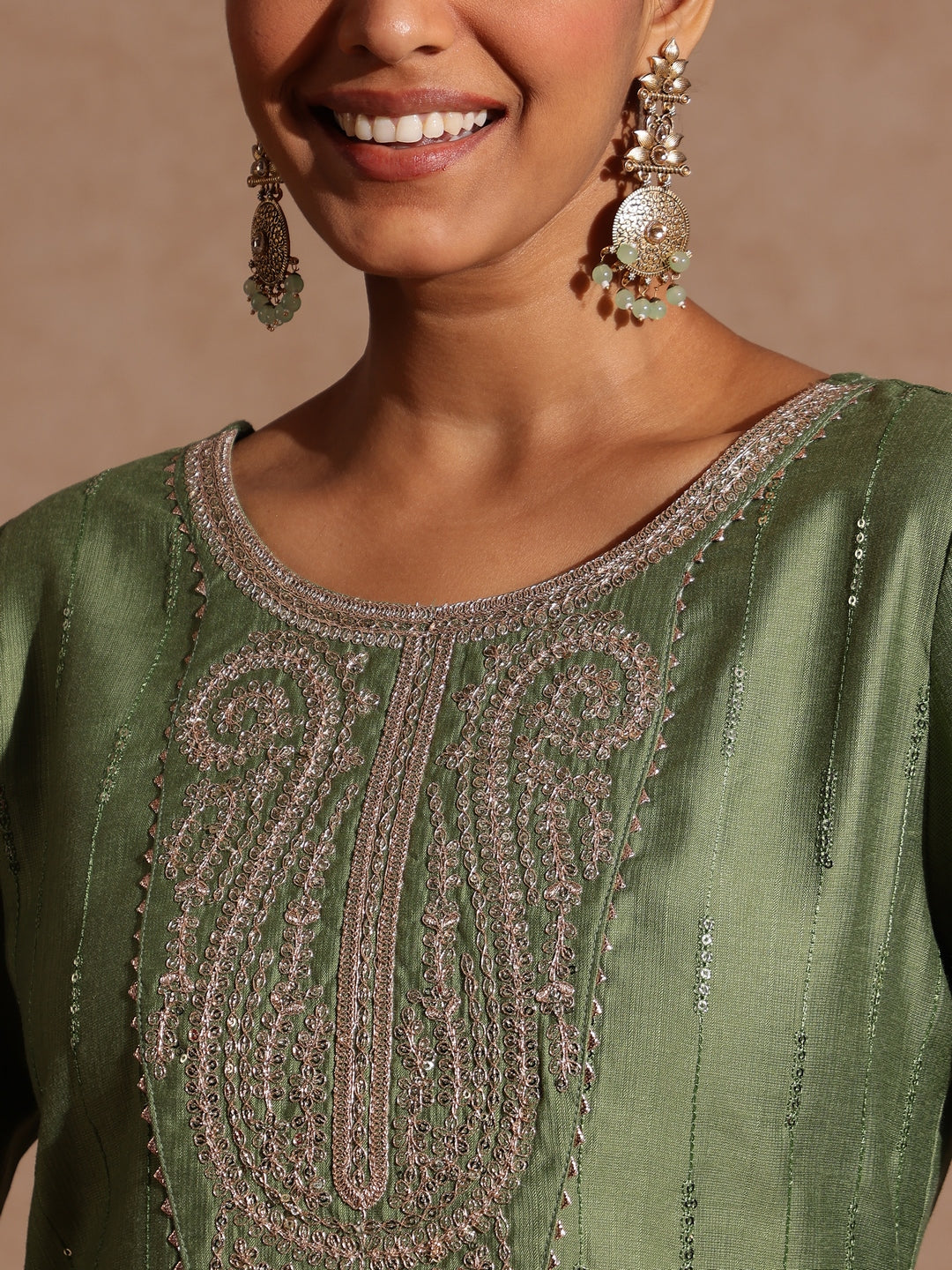 Janasya Women's Green Silk Blend Embellished Straight Kurta Set