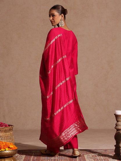 Janasya Women's Pink Silk Blend Embroidered Straight Kurta Set