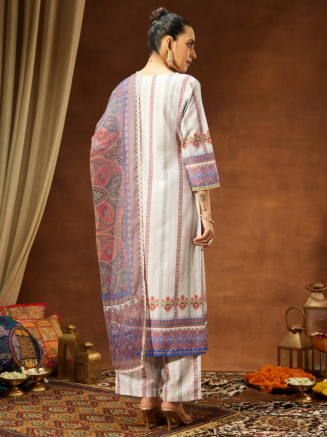 Janasya Women's Multicolor Cotton Blend Printed Straight Kurta Set