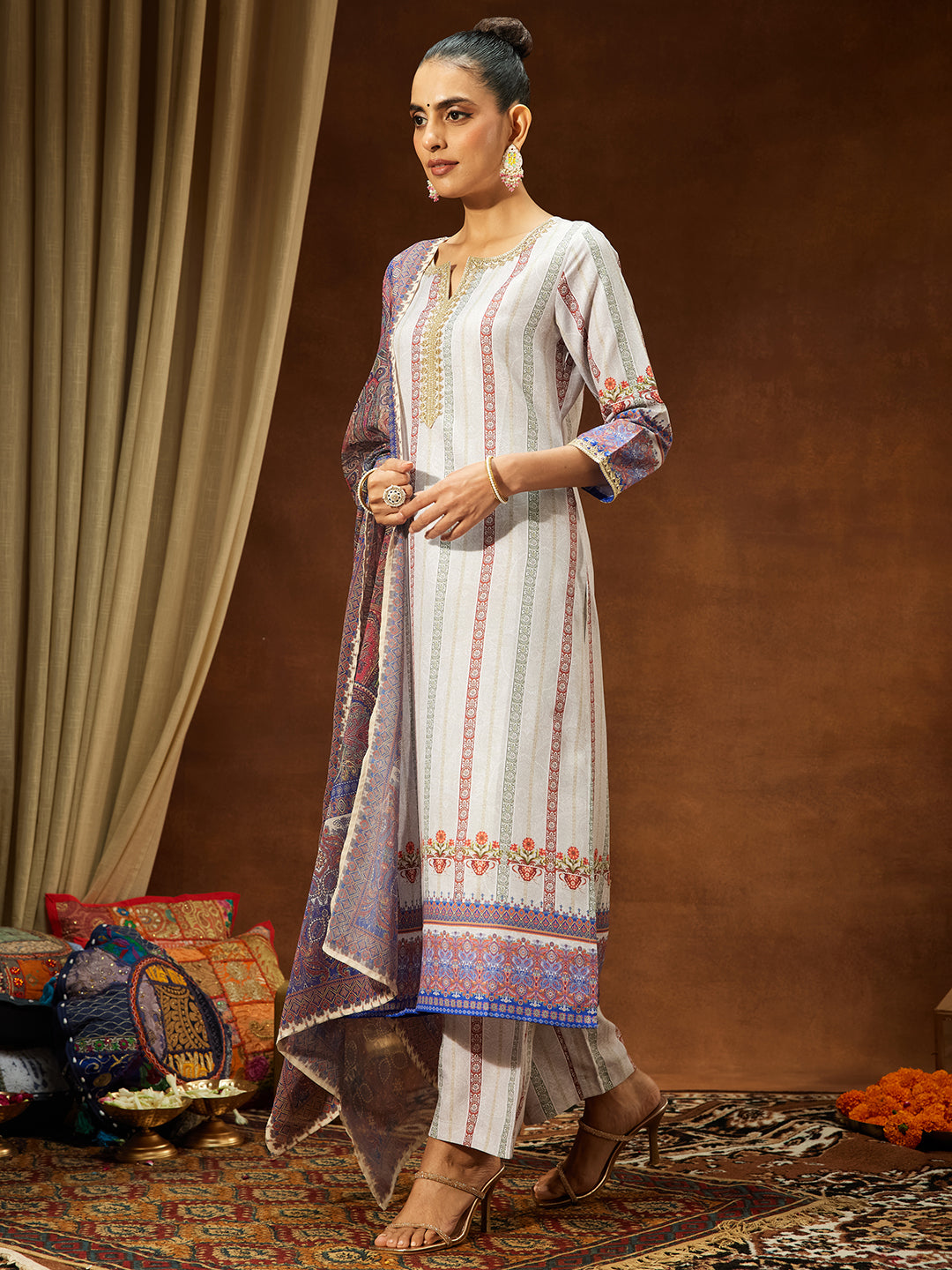 Janasya Women's Multicolor Cotton Blend Printed Straight Kurta Set