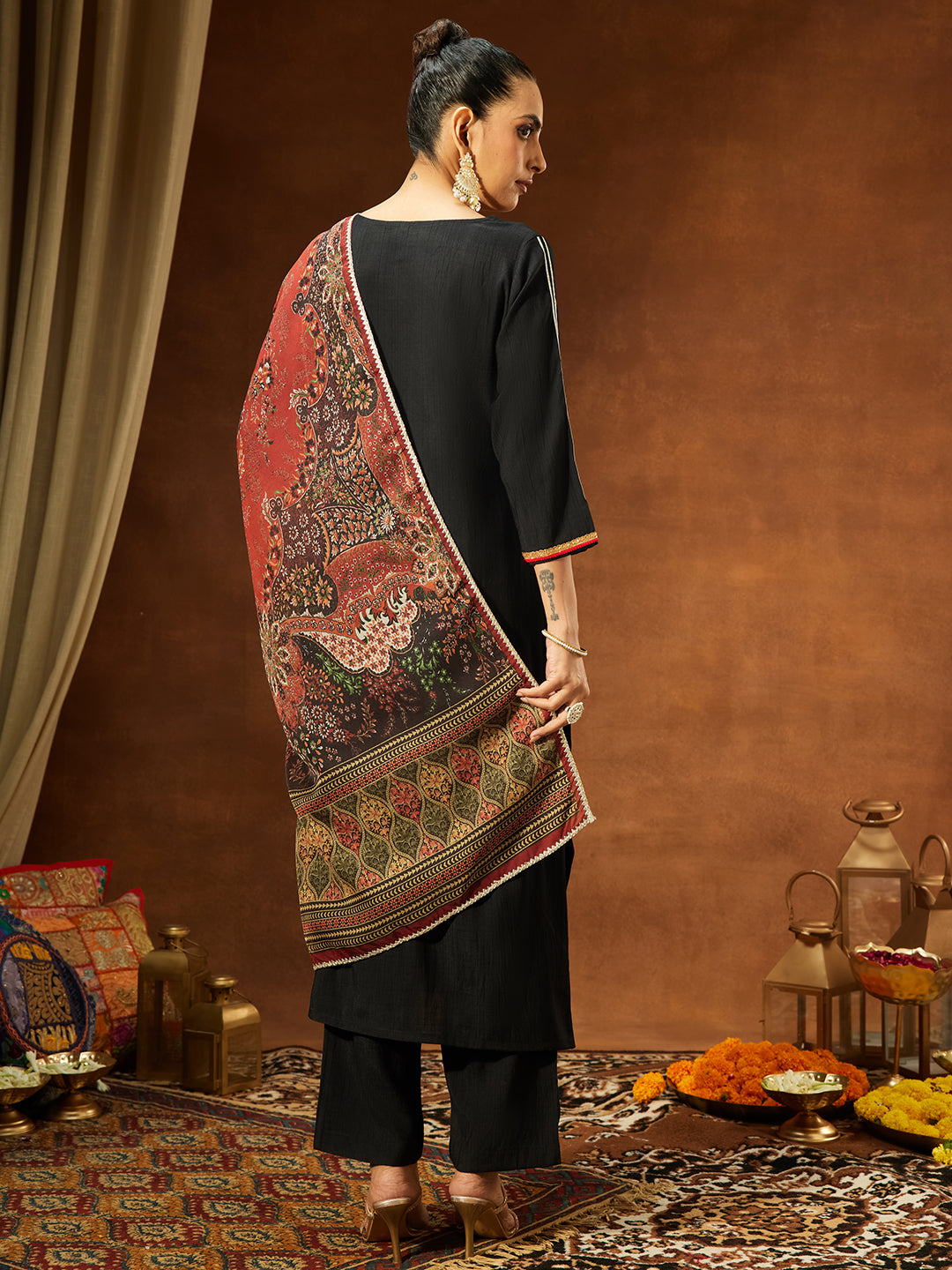 Janasya Women's Black Silk Blend Embellished Straight Kurta Set