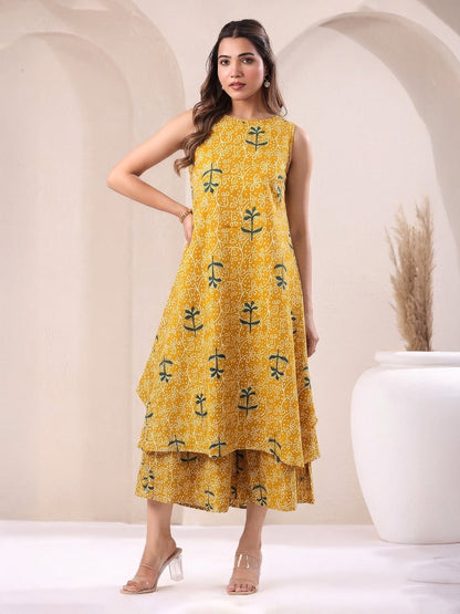 Janasya Women's Mustard Pure Cotton Floral Printed A-Line Kurta with Culotte Pant Set