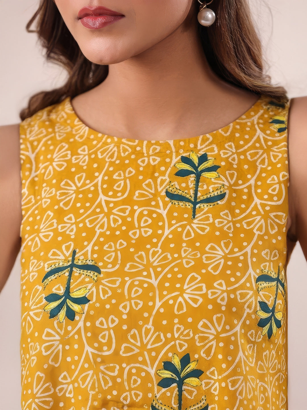 Janasya Women's Mustard Pure Cotton Floral Printed A-Line Kurta with Culotte Pant Set