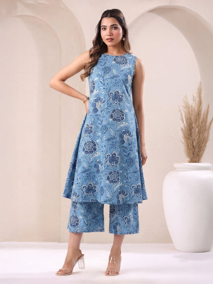 Janasya Women's Blue Pure Cotton Floral Printed A-Line Kurta with Culotte Pant Set