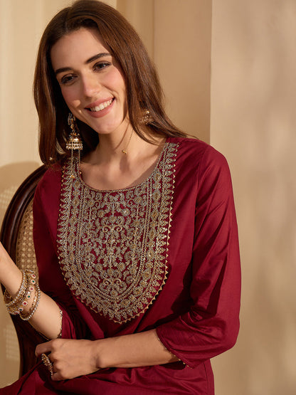 Janasya Women's Maroon Pure Cotton Zari Yoke Embroidered Straight Kurta With Pant Set