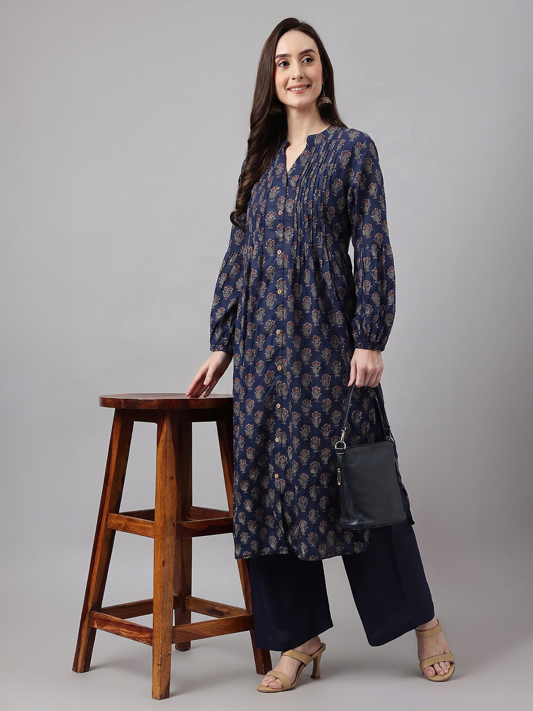 Janasya Women's Blue Pure Cotton Ethnic Motifs Printed Straight Kurta