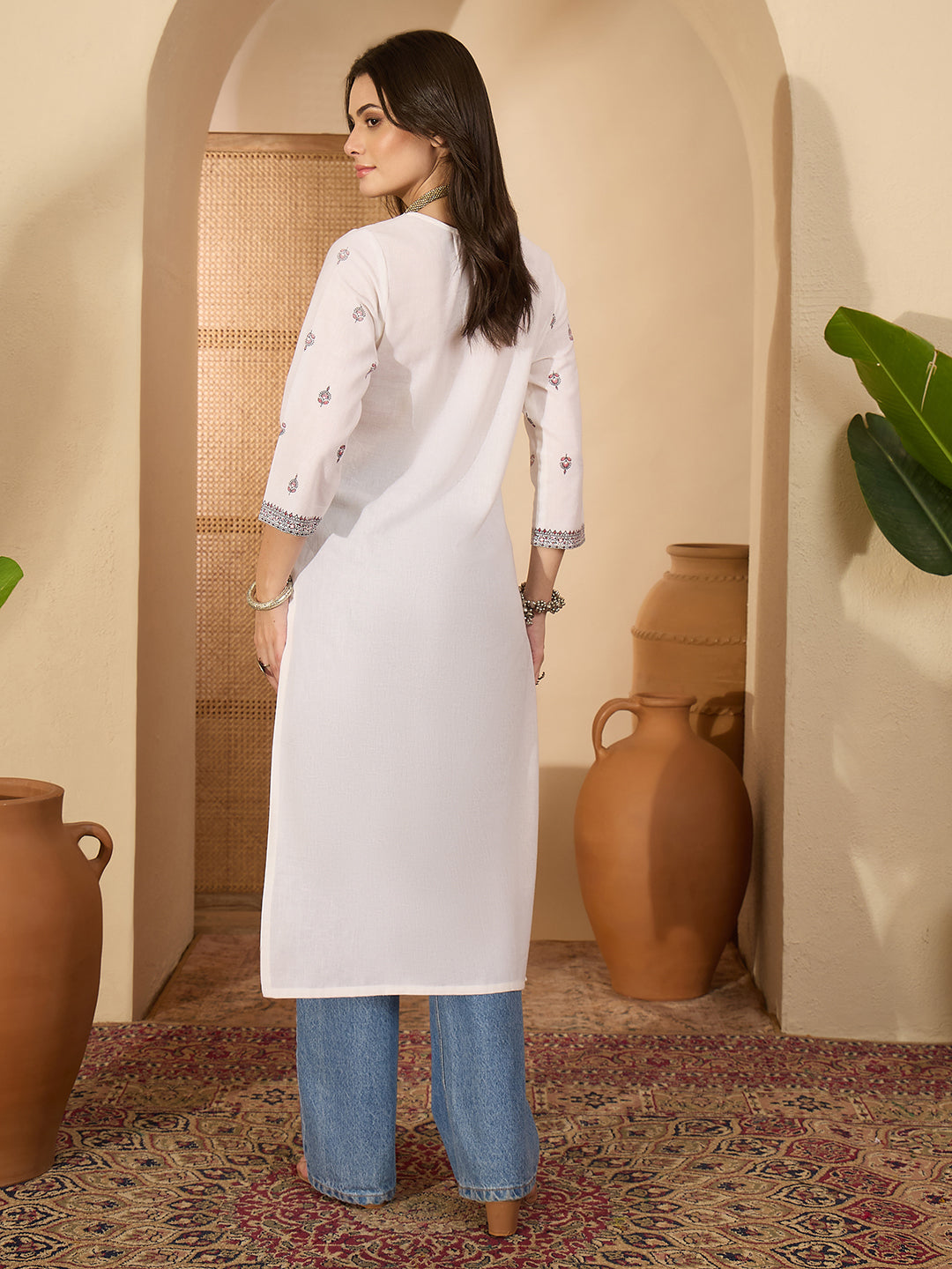 Janasya Women's Off White Pure Cotton Ethnic Motifs Printed Straight Kurta