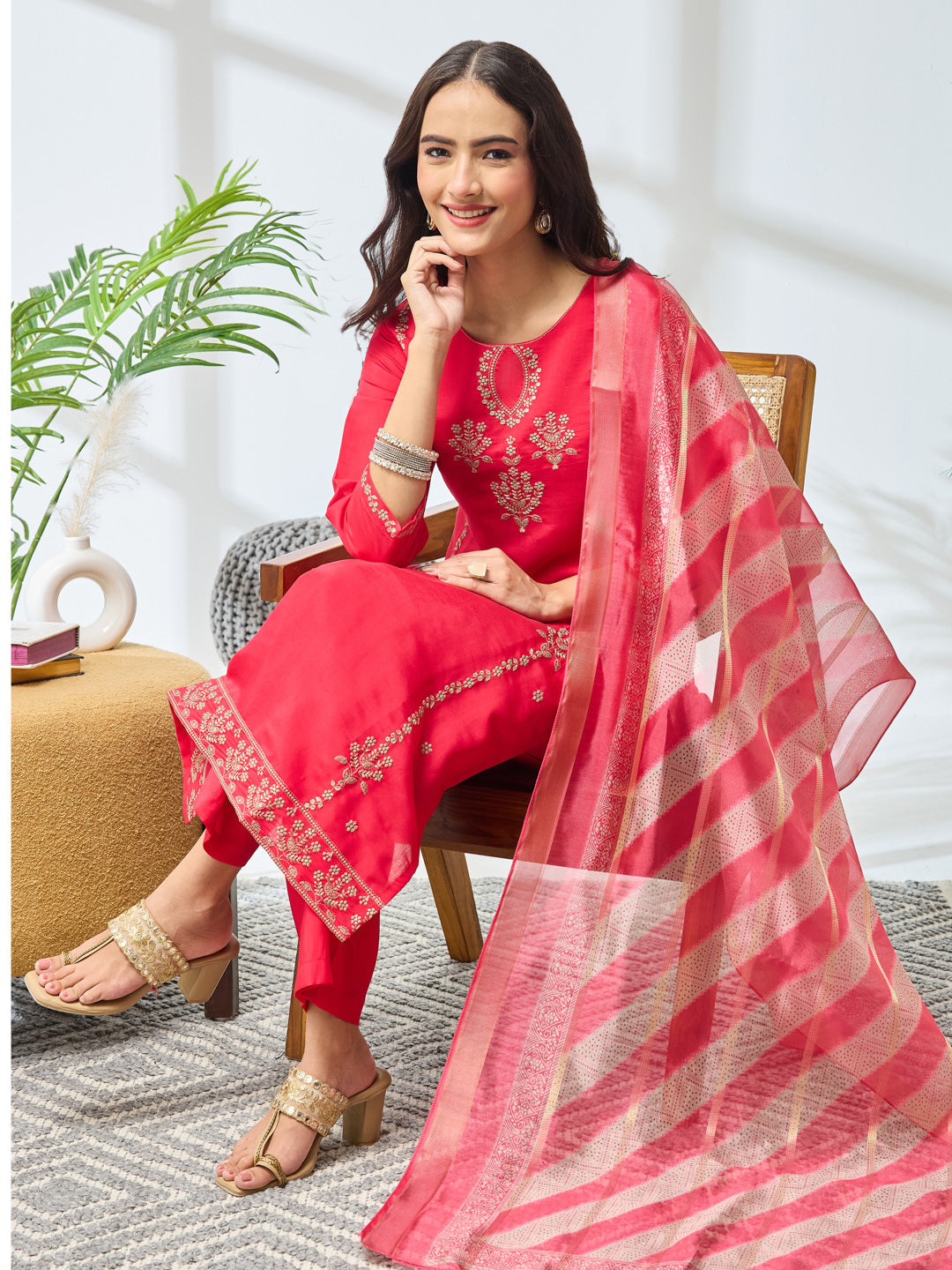 Janasya Women's Pink Silk Blend Embroidered Straight Kurta Set