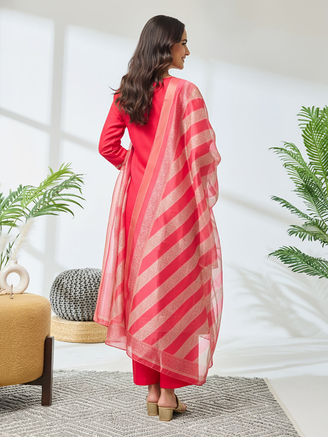 Janasya Women's Pink Silk Blend Embroidered Straight Kurta Set