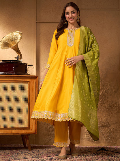 Janasya Women's Yellow Silk Blend Yoke Embroidered Anarkali Kurta Set with Jacquard Dupatta