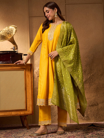 Janasya Women's Yellow Silk Blend Yoke Embroidered Anarkali Kurta Set with Jacquard Dupatta
