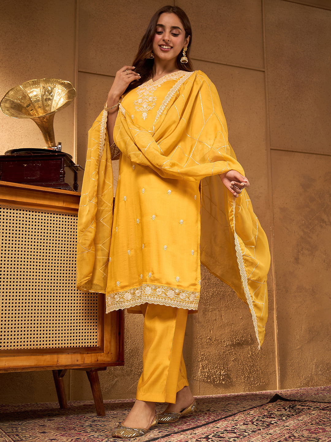 Janasya Women's Yellow Silk Blend Embroidered Straight Kurta Set