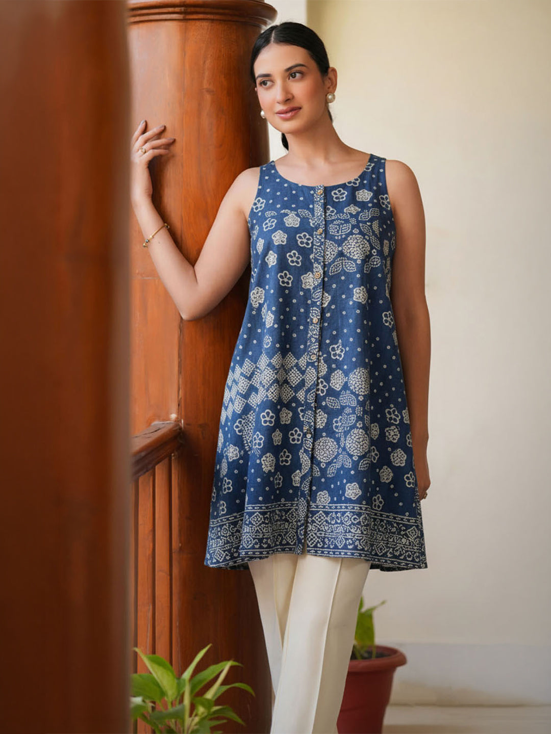 Janasya Women's Teal Blue Pure Cotton Bandhani Printed A-Line Tunic