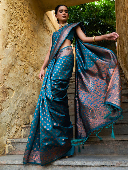 Green Banarasi Silk Ethnic Motifs Saree with Unstitched Blouse Piece