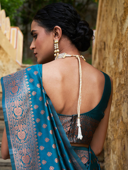 Green Banarasi Silk Ethnic Motifs Saree with Unstitched Blouse Piece