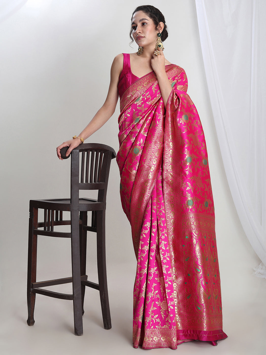 Janasya Women's Pink Silk Blend Floral Woven Design Jacquard Saree with Blouse Piece