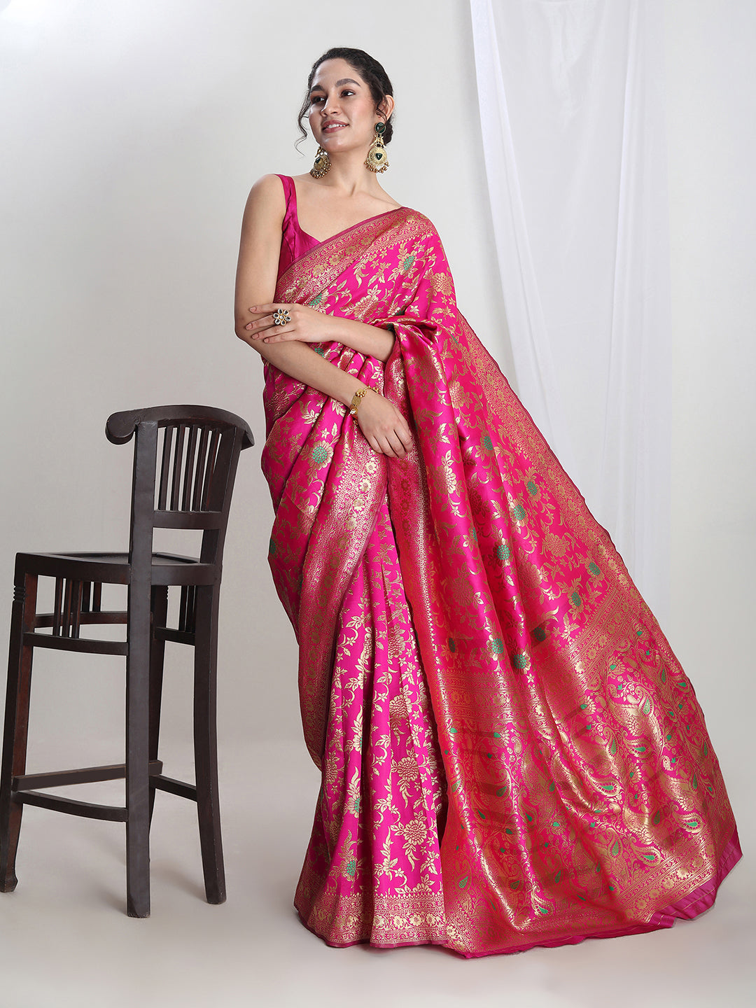 Janasya Women's Pink Silk Blend Floral Woven Design Jacquard Saree with Blouse Piece