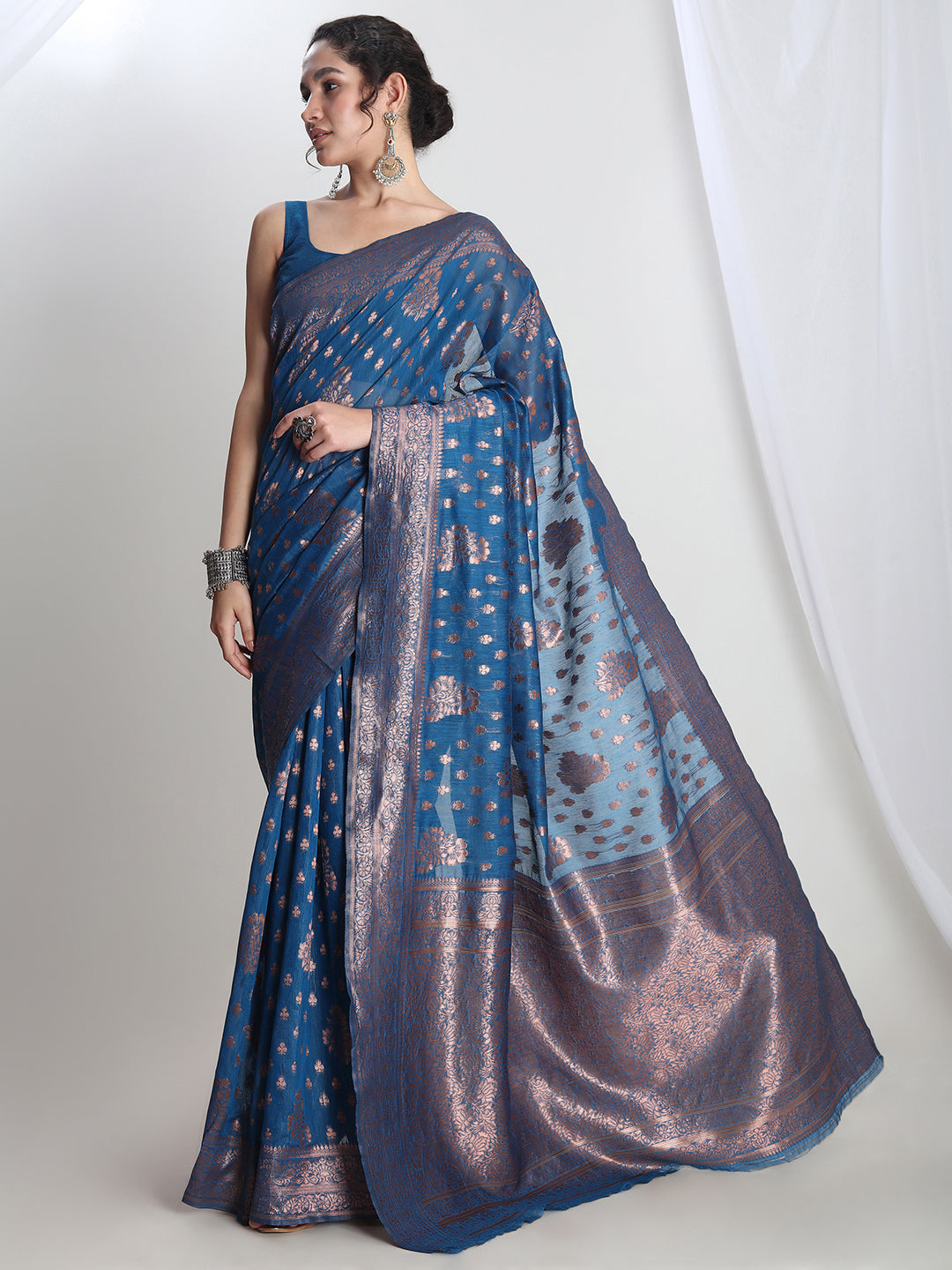 Janasya Women's Teal Blue Silk Blend Floral Woven Design Jacquard Saree with Blouse Piece