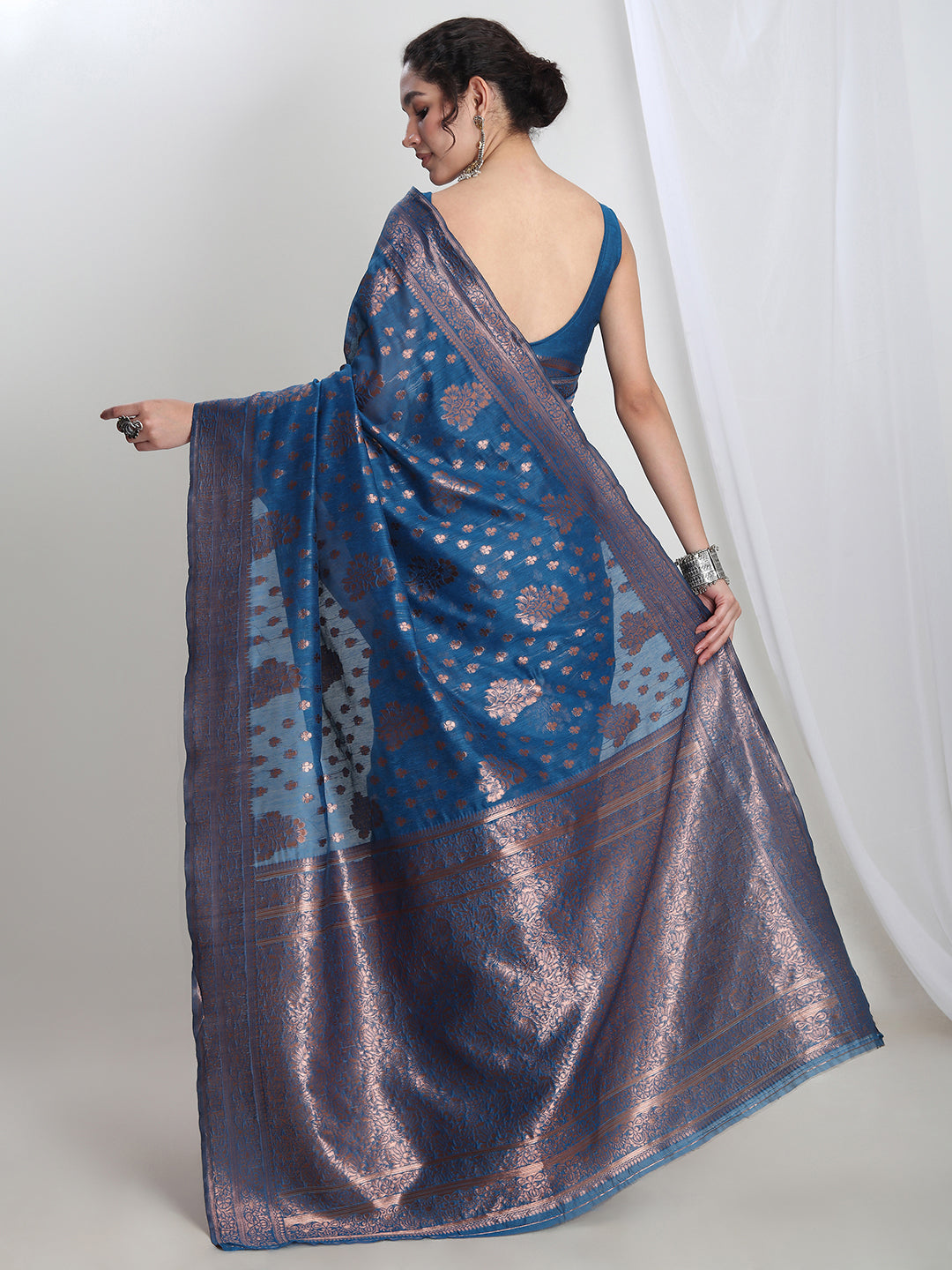 Janasya Women's Teal Blue Silk Blend Floral Woven Design Jacquard Saree with Blouse Piece
