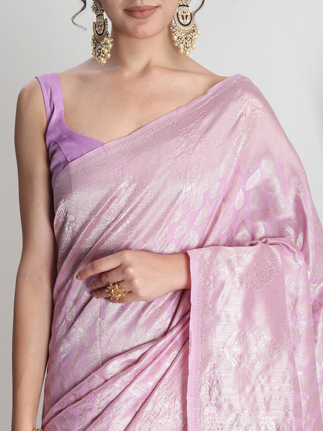 Janasya Women's Lavender Silk Blend Leaf Motifs Woven Design Jacquard Saree with Blouse Piece