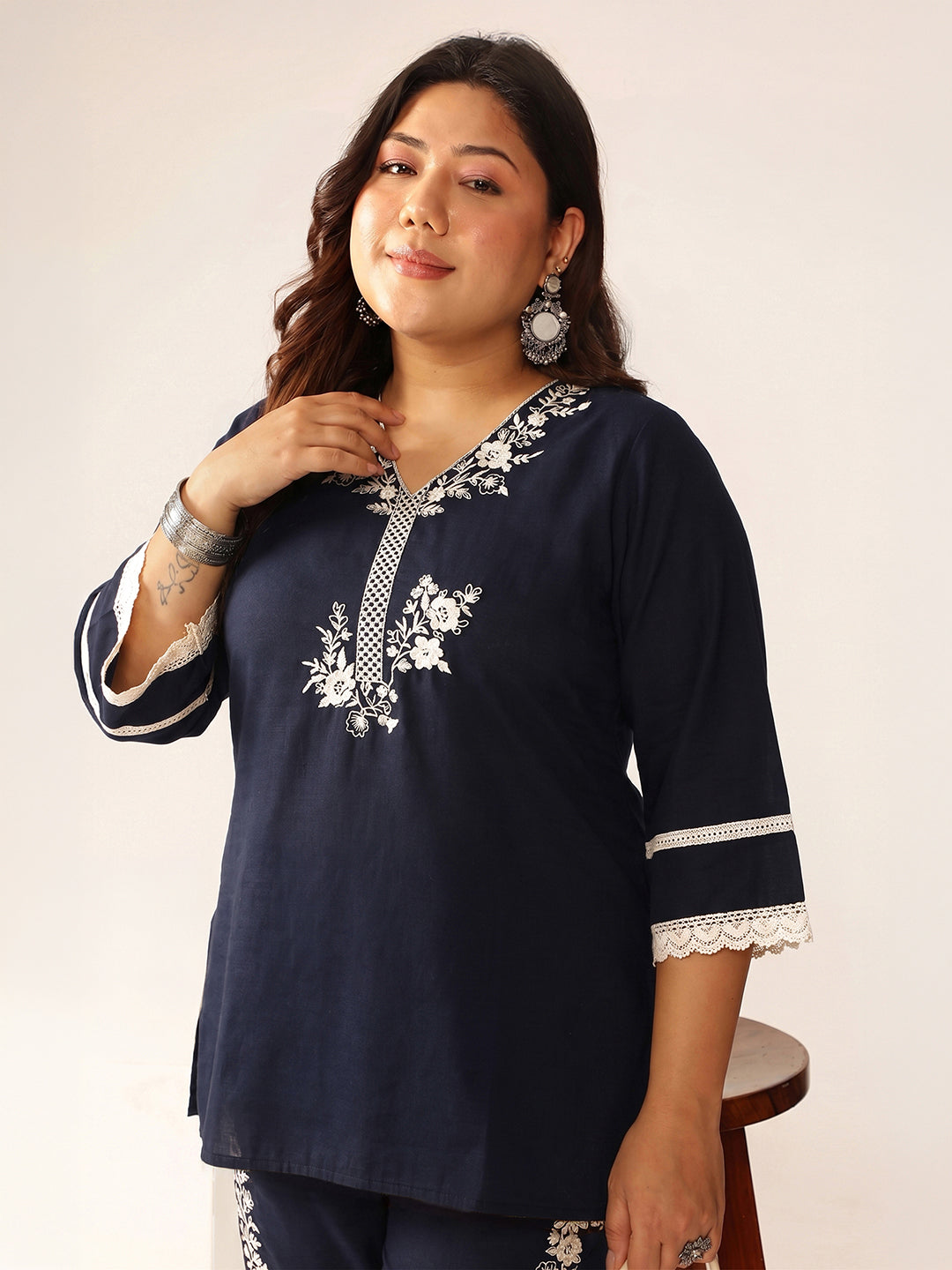 Janasya Women's Plus Size Navy Blue Pure Cotton Yoke Embroidered Straight Co-Ord Set