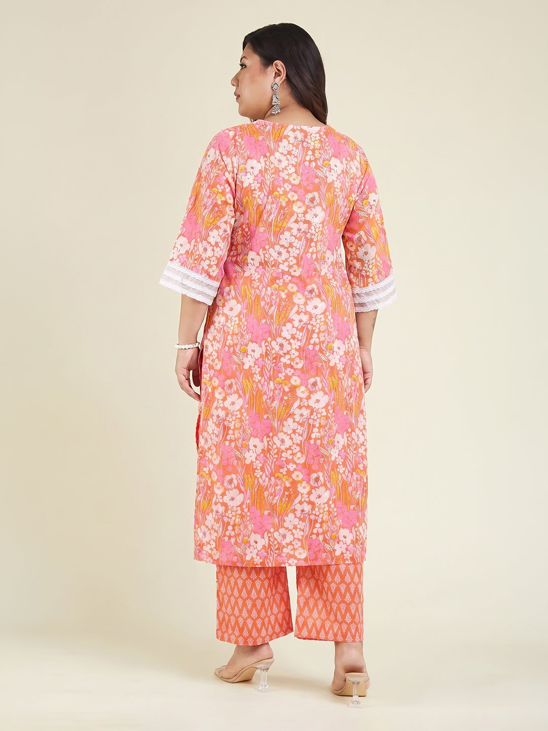 Janasya Women's Plus Size Orange Pure Cotton Floral Printed Straight Kurta With Pant Set